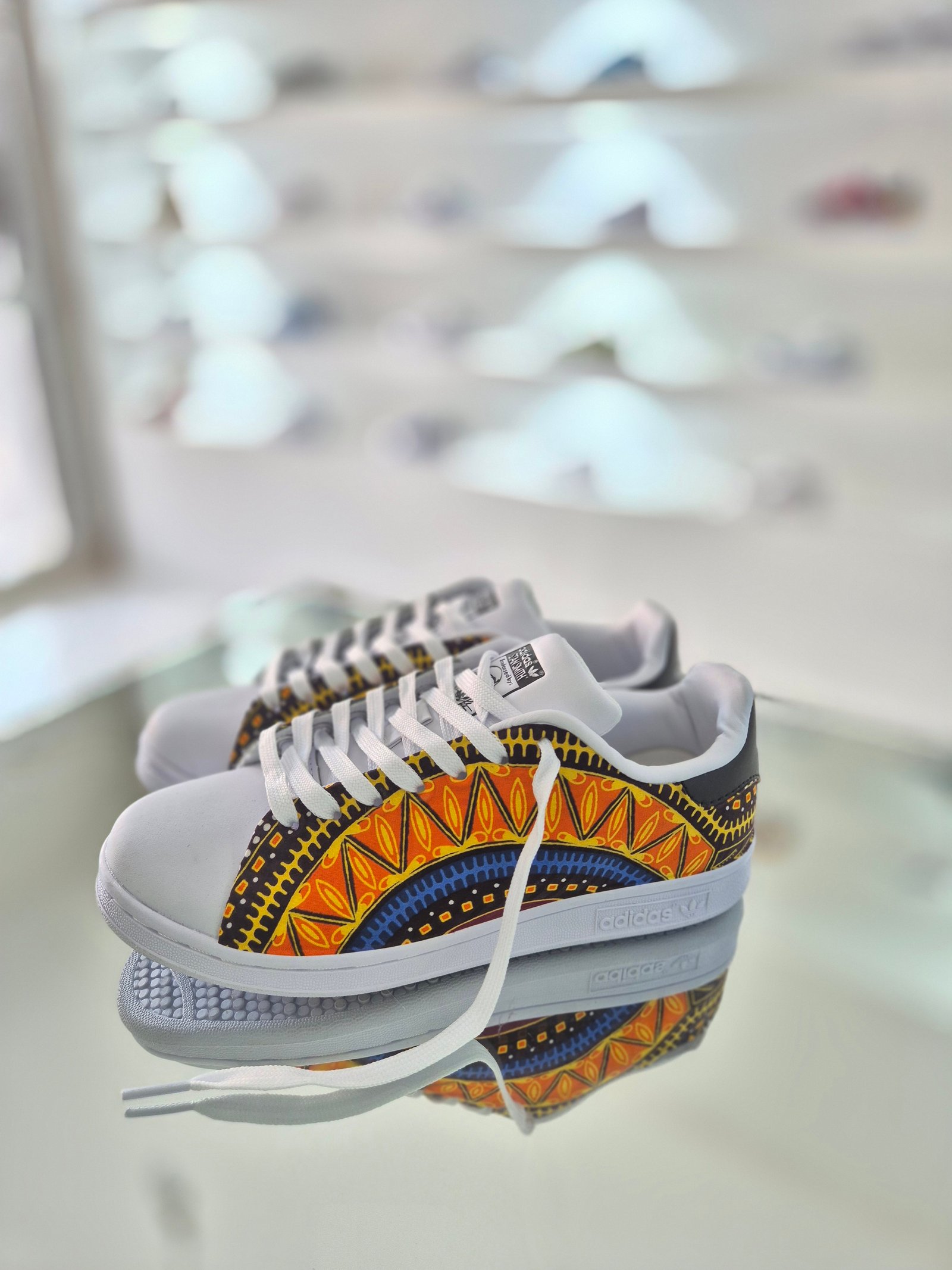 Stan smith Dashiki rond Orange