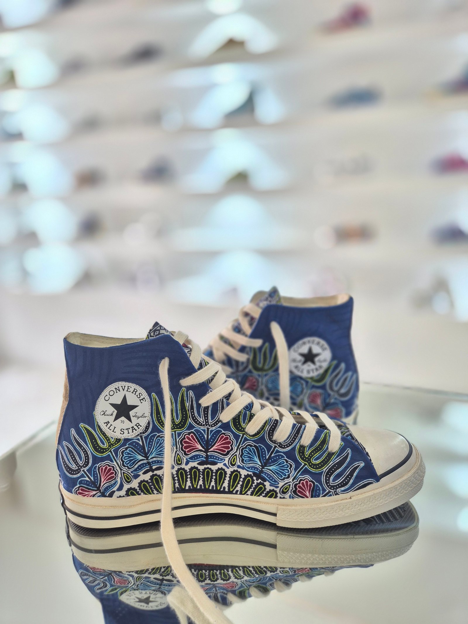 Converse Montante Dashiki bleu bic